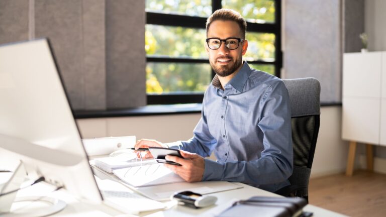 How a CPA Helps You Win Your E-2 Visa Application: Tax, Compliance & Business Strategy Explained